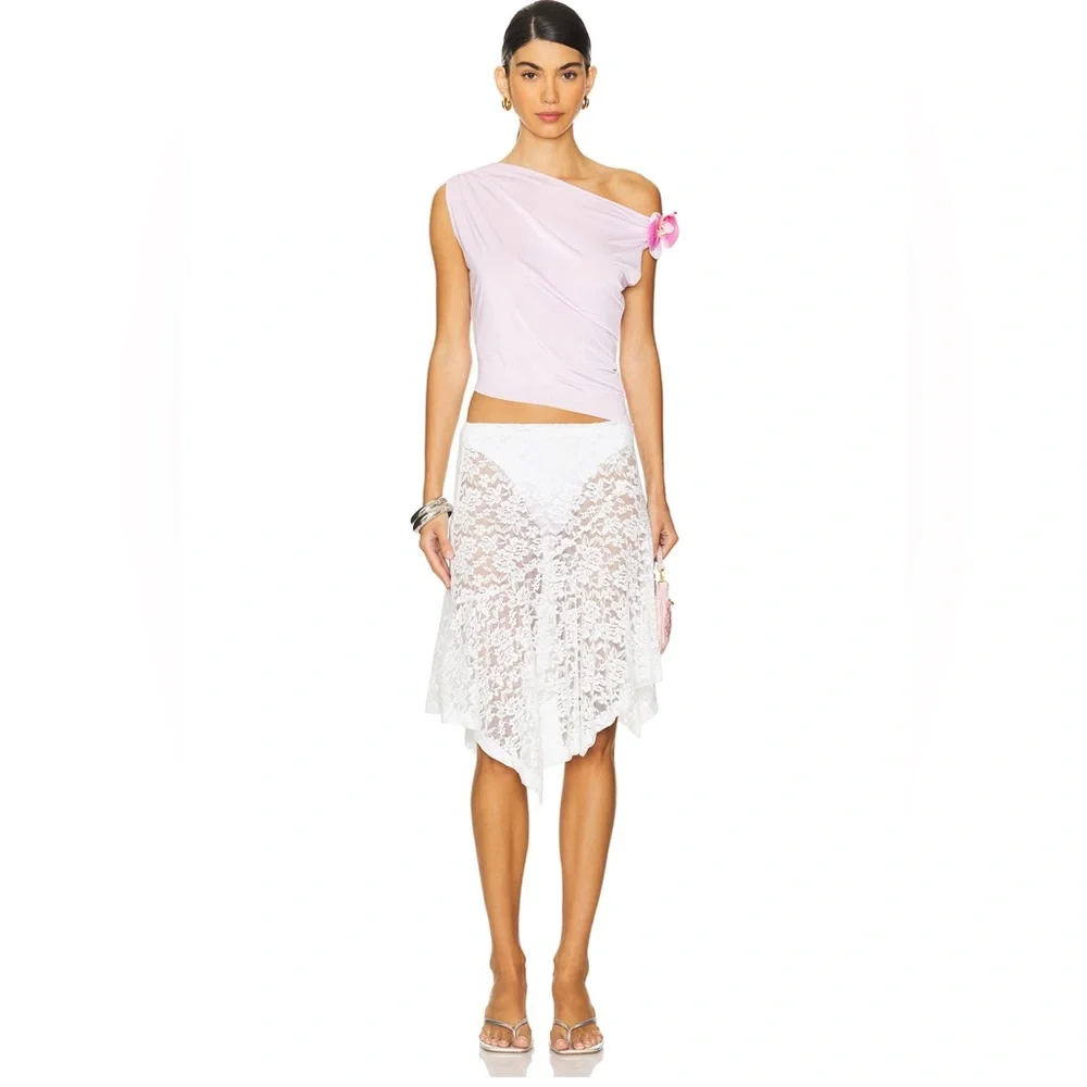 Dare To Drape Top in Pink Flower
Jaded London - Picture 4 of 7
